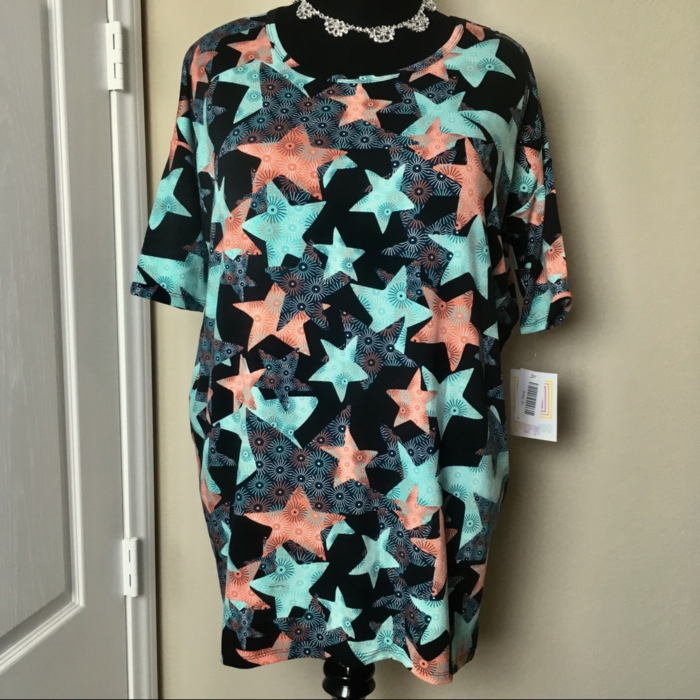 NWT LuLaRoe AMERICANA Irma Tunic Top